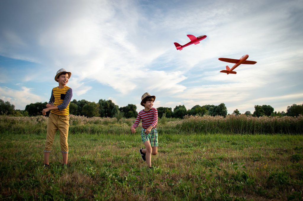 Fear Of Flying In Kids – Simple Steps To Alleviate Their Fears 